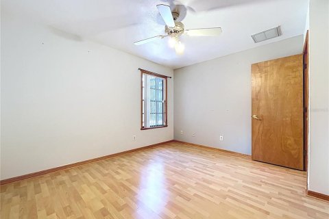 House in Palm Harbor, Florida 3 bedrooms, 186.08 sq.m. № 1910210 - photo 29