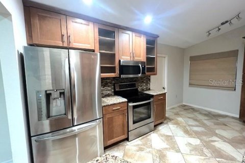House in Lakeland, Florida 2 bedrooms, 136.29 sq.m. № 1717484 - photo 14