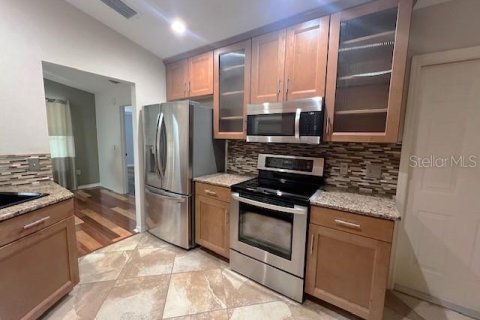 House in Lakeland, Florida 2 bedrooms, 136.29 sq.m. № 1717484 - photo 16