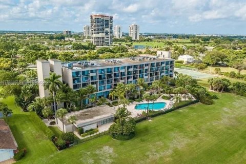 Copropriété à louer à West Palm Beach, Floride: 2 chambres, 107.58 m2 № 1878714 - photo 1