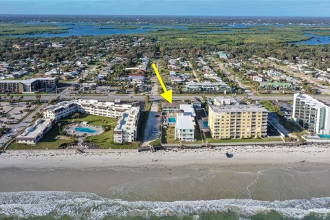 Condo in New Smyrna Beach, Florida, 2 bedrooms  № 1681770 - photo 3