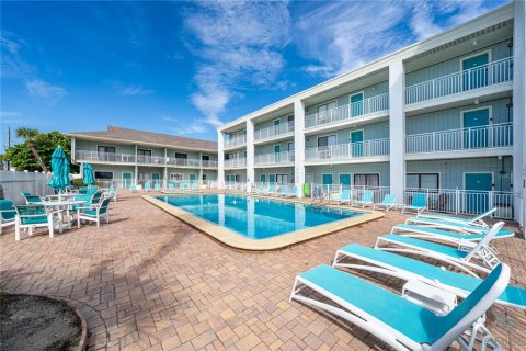 Condo in New Smyrna Beach, Florida, 2 bedrooms  № 1681770 - photo 26