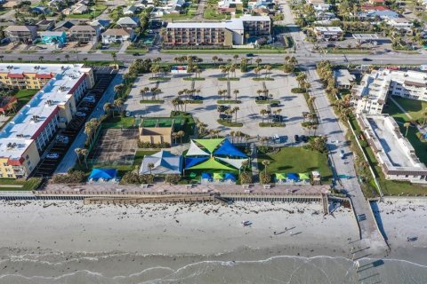 Condo in New Smyrna Beach, Florida, 2 bedrooms  № 1681770 - photo 6