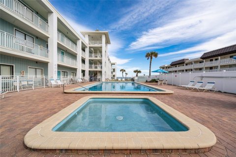 Condo in New Smyrna Beach, Florida, 2 bedrooms  № 1681770 - photo 25