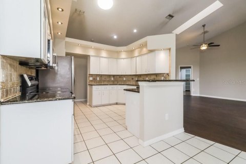Villa ou maison à louer à Hudson, Floride: 4 chambres, 206.8 m2 № 2436801 - photo 7