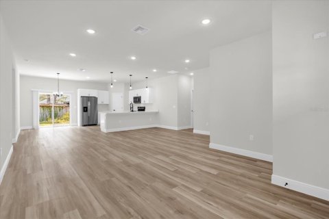 Casa en alquiler en Ocala, Florida, 4 dormitorios, 170.29 m2 № 1883259 - foto 4