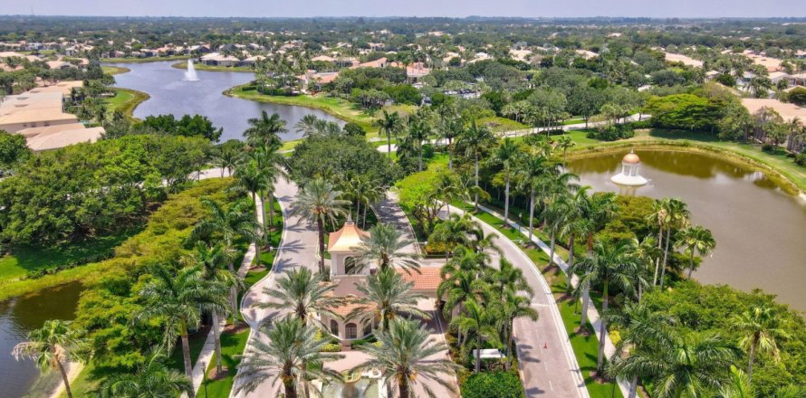 House in Delray Beach, Florida 3 bedrooms, 191.1 sq.m. № 1182047