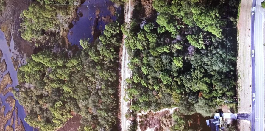 Land in Jacksonville, Florida № 765357