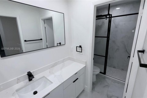 Casa en venta en Davie, Florida, 4 dormitorios, 167.6 m2 № 2047659 - foto 18