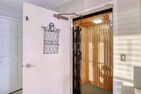 Copropriété à vendre à Bradenton, Floride: 2 chambres, 195.09 m2 № 1557181 - photo 7