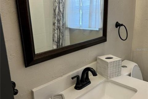 House in Saint Petersburg, Florida 3 bedrooms, 108.88 sq.m. № 1792929 - photo 6