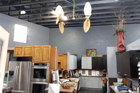 Propiedad comercial en venta en Port Richey, Florida, 172.8 m2 № 1554471 - foto 2