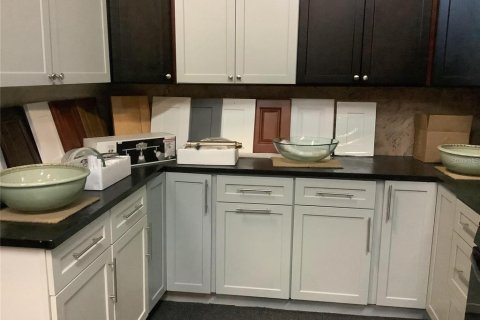 Propiedad comercial en venta en Port Richey, Florida, 172.8 m2 № 1554471 - foto 23