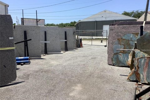 Propiedad comercial en venta en Port Richey, Florida, 172.8 m2 № 1554471 - foto 30
