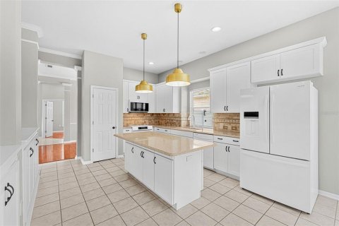 Villa ou maison à vendre à Orlando, Floride: 4 chambres, 232.35 m2 № 2408822 - photo 21