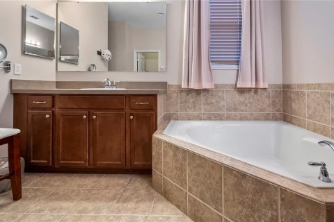 Casa en venta en Minneola, Florida, 5 dormitorios, 297.57 m2 № 1532776 - foto 6