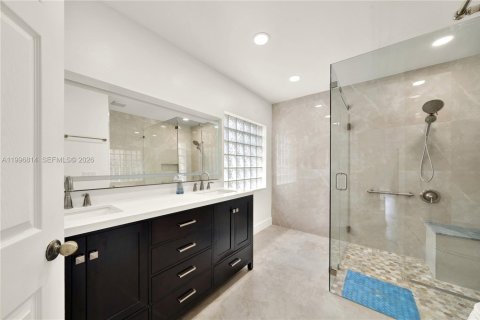 Casa en alquiler en Miami, Florida, 3 dormitorios, 176.61 m2 № 2058718 - foto 19