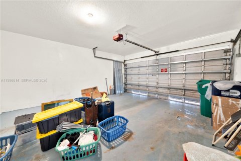 Casa en alquiler en Miami, Florida, 3 dormitorios, 176.61 m2 № 2058718 - foto 26