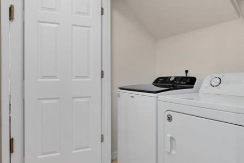 Casa en alquiler en Kissimmee, Florida, 4 dormitorios, 214.14 m2 № 1913855 - foto 12