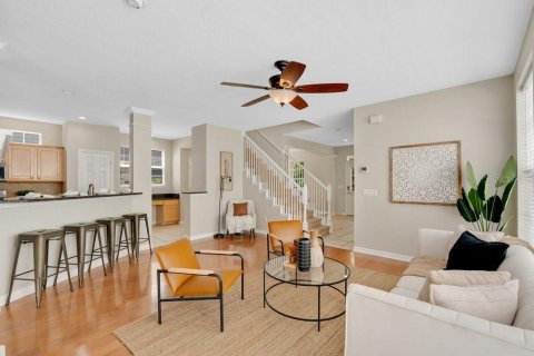 Casa en alquiler en Kissimmee, Florida, 4 dormitorios, 214.14 m2 № 1913855 - foto 5