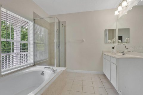 Casa en alquiler en Kissimmee, Florida, 4 dormitorios, 214.14 m2 № 1913855 - foto 15