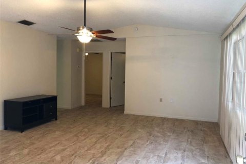 Appartement à louer à Lakeland, Floride: 2 chambres, 121.7 m2 № 1823240 - photo 3