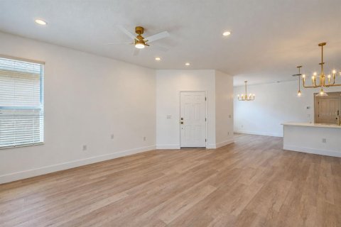 Villa ou maison à vendre à Wesley Chapel, Floride: 3 chambres, 143.63 m2 № 2419984 - photo 5