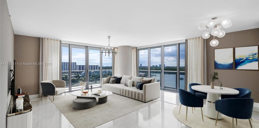 Condo à Sunny Isles Beach, Floride, 3 chambres № 1706835