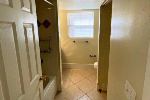 Apartamento en alquiler en Clearwater, Florida, 2 dormitorios, 106.84 m2 № 1903353 - foto 8