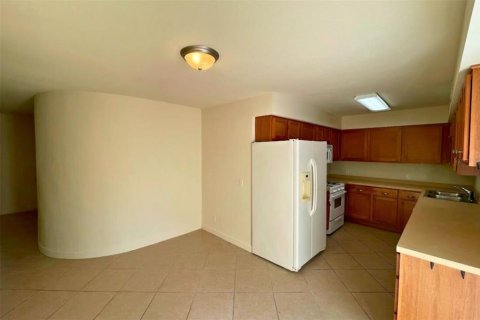 Apartamento en alquiler en Clearwater, Florida, 2 dormitorios, 106.84 m2 № 1903353 - foto 5