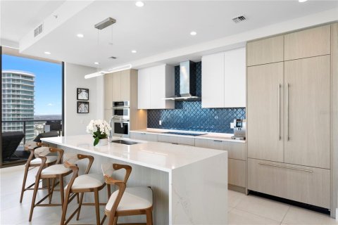 Condo in Saint Petersburg, Florida, 3 bedrooms  № 2221460 - photo 23