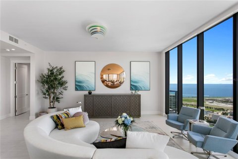 Condo in Saint Petersburg, Florida, 3 bedrooms  № 2221460 - photo 9