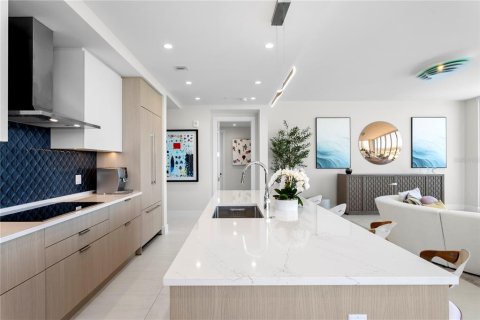 Condo in Saint Petersburg, Florida, 3 bedrooms  № 2221460 - photo 19