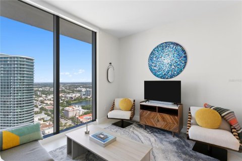 Condo in Saint Petersburg, Florida, 3 bedrooms  № 2221460 - photo 27