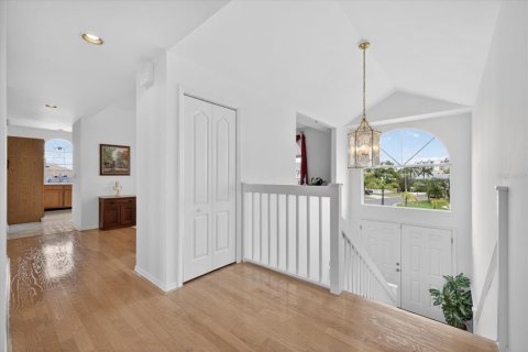 Villa ou maison à vendre à New Port Richey, Floride: 4 chambres, 323.3 m2 № 2132976 - photo 9