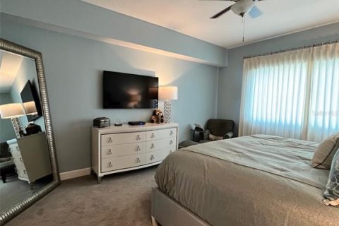 Condominio en alquiler en Orlando, Florida, 2 dormitorios, 186.27 m2 № 1856610 - foto 13