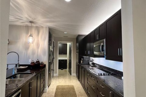 Condominio en alquiler en Orlando, Florida, 2 dormitorios, 186.27 m2 № 1856610 - foto 6
