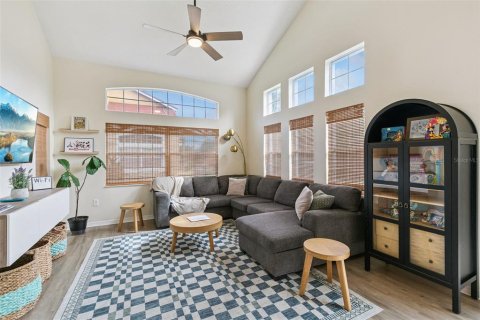 Townhouse in Kissimmee, Florida 4 bedrooms, 152.82 sq.m. № 2396359 - photo 12