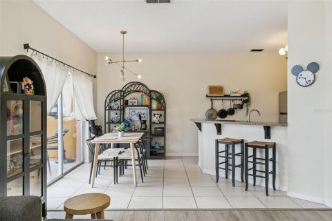 Townhouse in Kissimmee, Florida 4 bedrooms, 152.82 sq.m. № 2396359 - photo 14