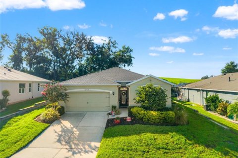Casa en venta en Dade City, Florida, 3 dormitorios, 159.98 m2 № 1908980 - foto 1