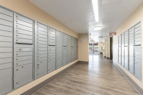 Купить кондоминиум в Брейдентон, Флорида 5 комнат, 87.33м2, № 2105228 - фото 15