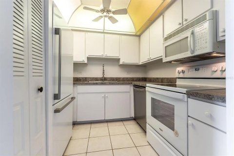 Купить кондоминиум в Брейдентон, Флорида 5 комнат, 87.33м2, № 2105228 - фото 8