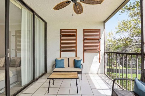Condo in Tampa, Florida, 2 bedrooms № 2093148 - photo 30