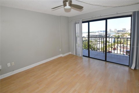 Copropriété à louer à Clearwater, Floride: 1 chambre, 63.17 m2 № 2104312 - photo 8