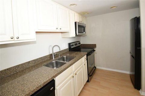 Copropriété à louer à Clearwater, Floride: 1 chambre, 63.17 m2 № 2104312 - photo 13