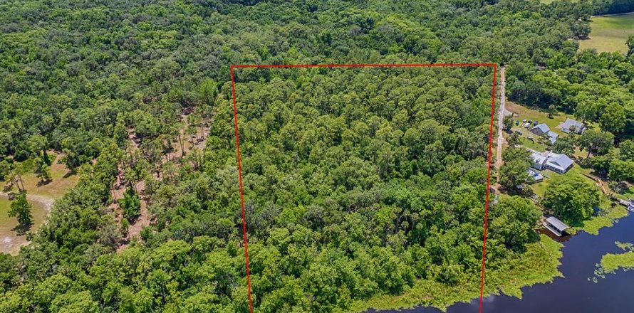 Land in DeLand, Florida № 1732819