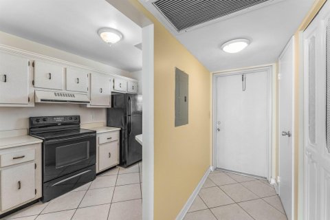 Купить кондоминиум в Саут-Палм-Бич, Флорида 3 комнаты, 97.83м2, № 2181056 - фото 2