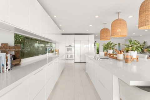 Casa en venta en Miami Beach, Florida, 4 dormitorios, 336.77 m2 № 1478866 - foto 14