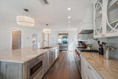 Casa en venta en Nokomis, Florida, 6 dormitorios, 369.29 m2 № 2384438 - foto 8
