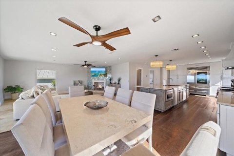 Casa en venta en Nokomis, Florida, 6 dormitorios, 369.29 m2 № 2384438 - foto 11